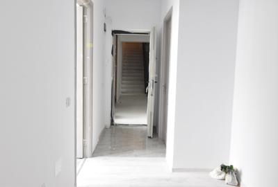BLOC NOU: Garsoniera decomandata, Prelungirea Ghencea, Bucuresti - 5