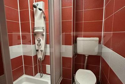 Apartament cu 3 camere decomandat în Corina - 3