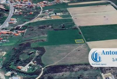 Teren de 611 mp, în Sânmartin - 2
