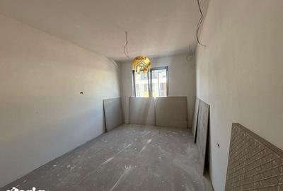 Casă cu 5 camere cu Teren 400 Mp în Central - 13