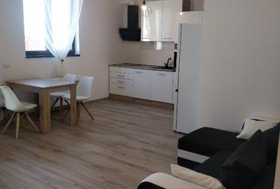 Închiriere apartament 2 camere - 3