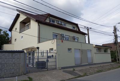 Pensiune de vanzare cu 15 camere 550 mp - 2