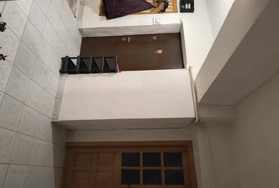 Apartament cu 3 camere decomandat în Central - 3
