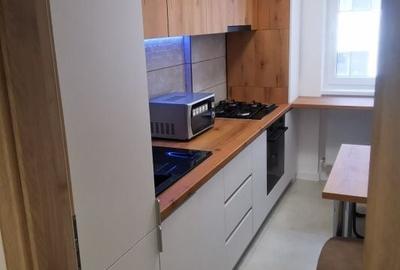Garsonieră decomandată în Runcu