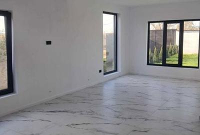 Casă cu 3 camere cu Teren 122 Mp în Central - 6