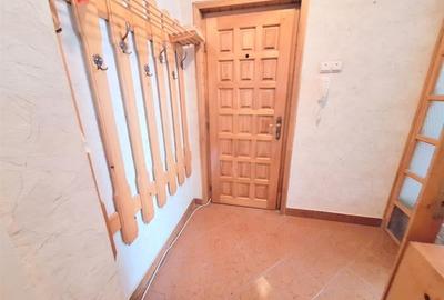 Apartament 2 camere semidecomandat , zona Milcov - 9