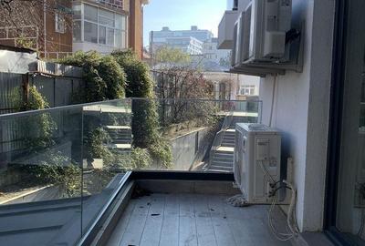 Apartament cu 3 camere, mobilat în Calea Călărașilor - 1