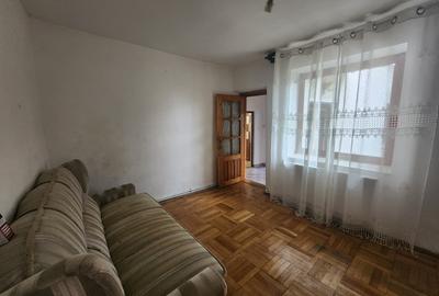 Casă individuală cu 4 camere cu Canalizare în Podul de Fier - 10