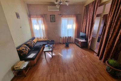 Apartament cu 3 camere semidecomandat în Ultracentral