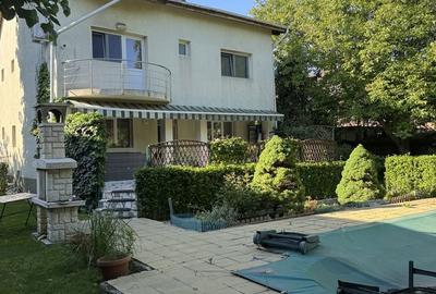 Casă cu 5 camere cu Teren 2100 Mp în Central - 35