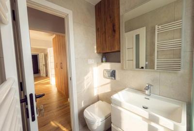 Apartament cu 3 camere semidecomandat, mobilat în Central - 10