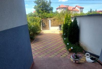 Casă individuală cu 7 camere cu Canalizare în Fundeni - 10