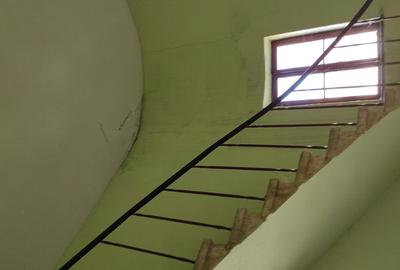 Penthouse cu 2 camere decomandat în 22 Decembrie
