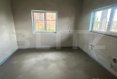 Casă cu 5 camere cu Teren 600 Mp în Giarmata