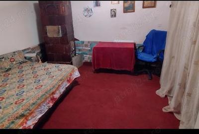 Casă cu 2 camere cu Teren 2000 Mp în Axintele - 3