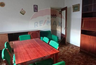 Apartament cu 2 camere de vanzare in Micro 11 - 1