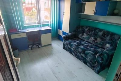 Apartament 4 camere decomandat 2 bai pivnita zona Turnisor - 4