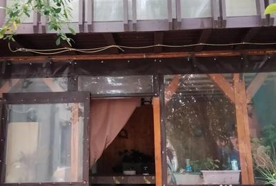 Casă cu 7 camere în Exterior Vest - 12