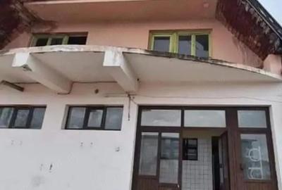 Spațiu comercial, de 250 mp, în Central - 1