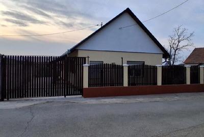 Casă cu 3 camere cu Teren 375 Mp în Central - 4