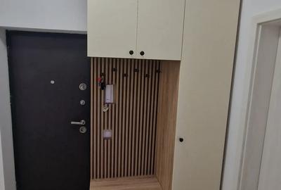 Inchiriez apartament