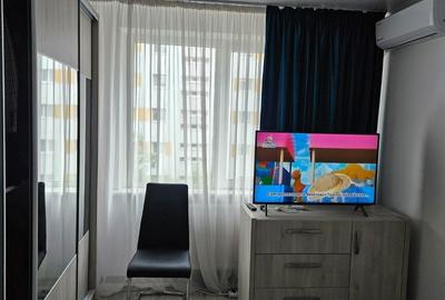 Apartament cu 3 camere semidecomandat în Central - 4