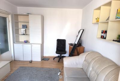 Inchiriez apartament cu doua camere - 2