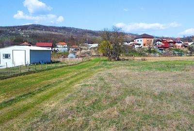 Teren de 3488 mp, în Budești