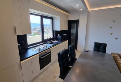 Penthouse cu 3 camere semidecomandat, mobilat în Florești - 13