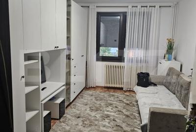 Garsonieră decomandată, mobilată în Bularga - 1