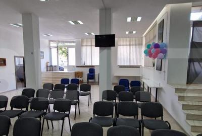 Spatiu comercial de vanzare, 181 mp, in partea de jos a oras - 4