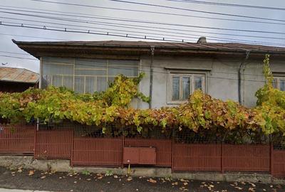 Casă cu 6 camere cu Teren 120 Mp în Central - 3