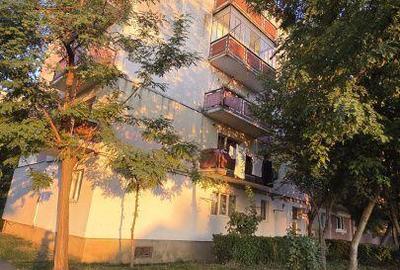 Apartament cu 3 camere în Micro 16 - 2
