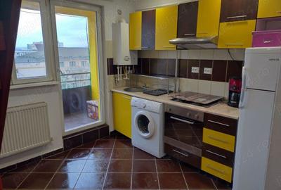 Apartament tip mansarda ,situat la etajul 5 5 , compartimentat pe 2 niveluri -zona Nicolina - 1