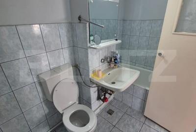 Apartament 4 camere de vanzare - Deva, Bulevardul Decebal - 14