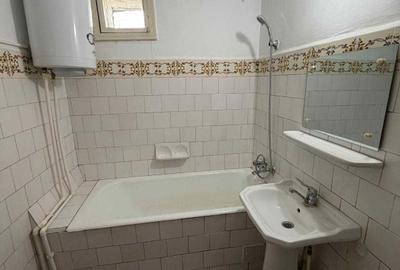 Apartament cu 2 camere decomandat în Radu Negru - 2