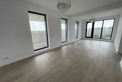 Casă cu 6 camere cu Teren 400 Mp în Domnești - 11