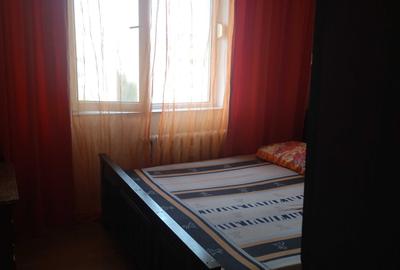 Apartament cu 3 camere semidecomandat în Berceni - 8