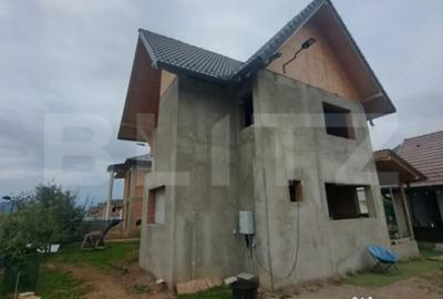 Casă cu 3 camere cu Teren 499 Mp în Central - 2