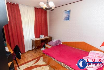 Apartament cu 3 camere decomandat în E3 - 4