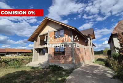 Casă cu 5 camere cu Teren 4334 Mp în Runcu - 10