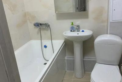 Garsonieră în Titan