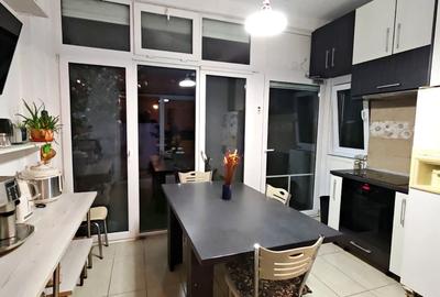 Apartament cu 4 camere decomandat, mobilat în Central - 13