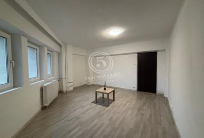 Apartament cu 2 camere decomandat în Olteniței