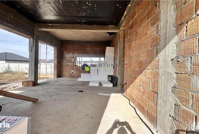 Casă cu 4 camere cu Teren 417 Mp în Central - 6