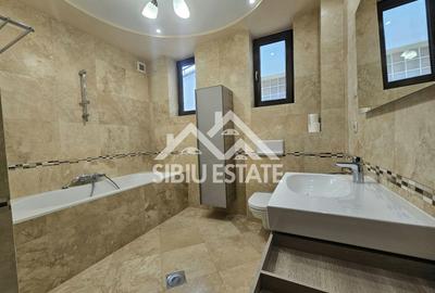 Casă individuală cu 6 camere cu Canalizare în Central - 6