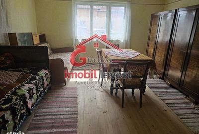 Casă cu 3 camere cu Teren 1318 Mp în Central - 8