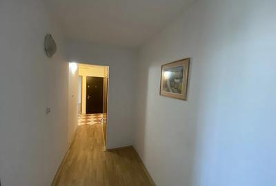 Apartament cu 3 camere în C5 - 2
