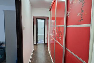 Apartament cu 3 camere decomandat, mobilat în Sălăjan - 4