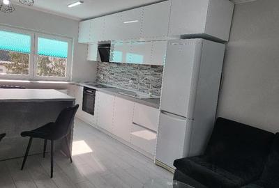 Apartament cu 2 camere decomandat în Central - 4